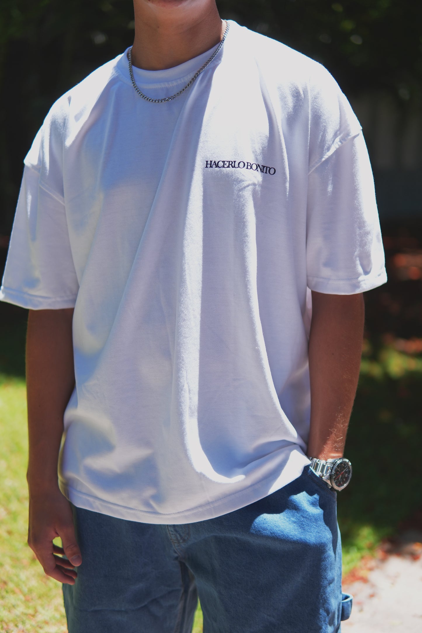 Essence – Oversized Cropped Tee